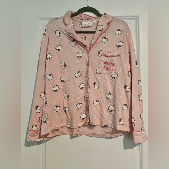 EUC Hello Kitty Pajama Set (XL/16) 🐱 - Picture 4 of 5
